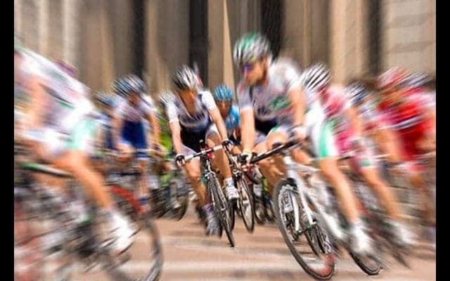 選手の要望から生まれたツール・ド・フランス公式フレグランス記念セット発売