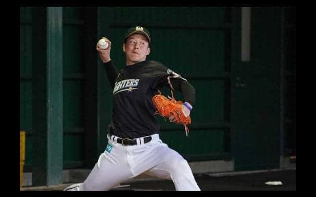 中日・与田監督、プロ初黒星のハム吉田輝を称賛「素晴らしいボールを投げる」