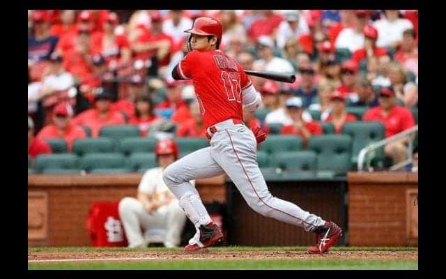 【MLB】大谷翔平、代打で弾丸右前打！　今季5打席目で初の代打安打
