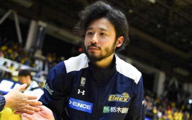田臥勇太が栃木ブレックスで12シーズン目を戦うことが決定「毎試合熱く戦いたい」