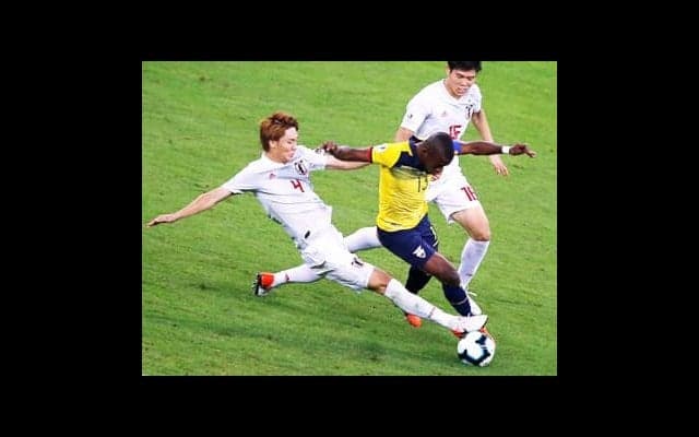 板倉滉がボランチ柴崎岳のすごさを実感。「ああいうふうになりたい」