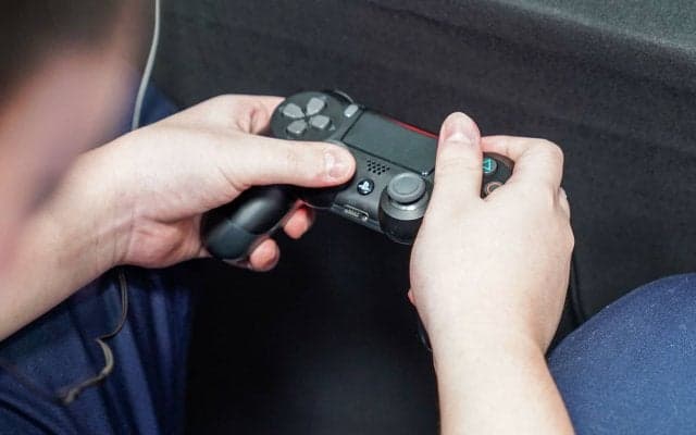 【eスポーツ選手向けセルフケア動画コラム#06】ゲームプレイの前後に効果的な「手首内側（前面）」ストレッチ