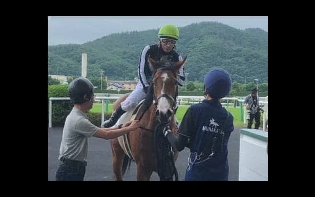 土曜福島５Ｒ新馬はエレナアヴァンティが制す！内田博「素直な馬」