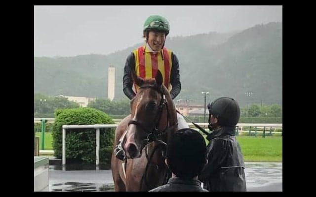 日曜福島５Ｒ新馬はドゥラメンテの近親コンドゥクシオンがＶ！