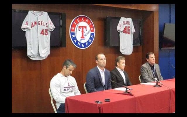 【MLB】スカッグス投手急死でエ軍が会見、 大谷らも見守る　監督は涙、試合開催へ「彼が望むこと」