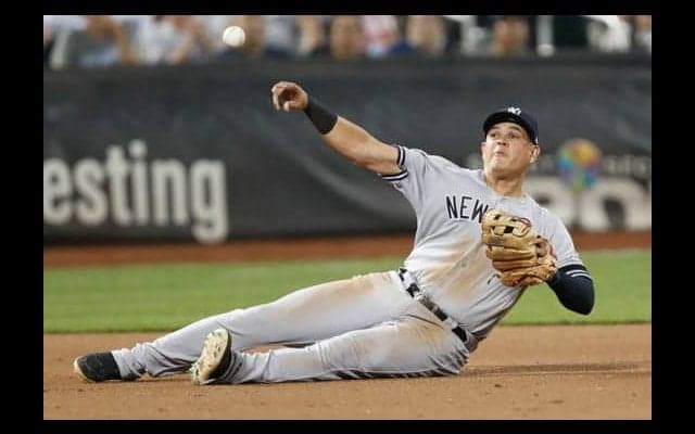 【MLB】ヤ軍ウルシェラ“鉄壁の守備”3連発にファン歓喜　「ビースト」「アメージング」