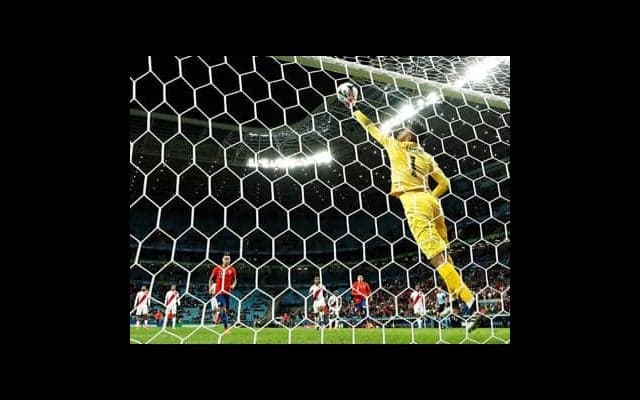 「逆境に強い」ペルーがチリも零封。守護神が散々な出来から覚醒した