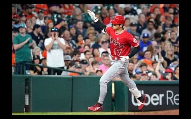 【MLB】25歳の大谷翔平を名物実況＆解説は日本語祝福「タンジョウビオメデトウ」