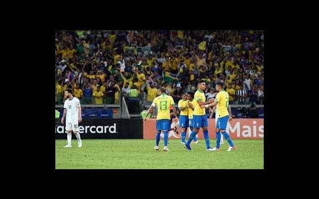 VARだけじゃない。コパ・アメリカを騒がす予言。占い師まで登場