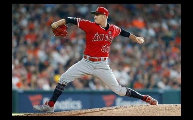 【MLB】亡き親友へ…エ軍左腕の計測不能な超遅球に名物解説「なんてアメージングな瞬間なんだ」