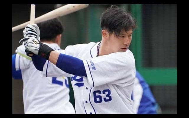 中日堂上、自己新7号3ラン　ヤクルト高梨は“お得意様”今季4安打で4本塁打