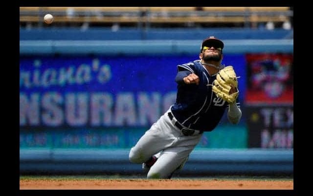 【MLB】「この子は凄い」ファンも要注目　パドレスの20歳新星が超絶美技披露