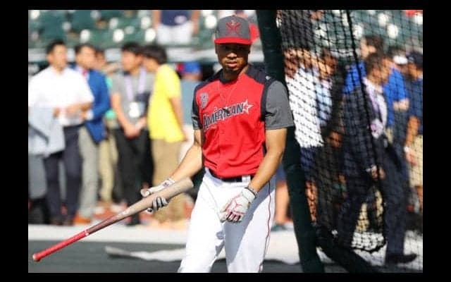 【MLB】黒ジャケから覗く肉体美…　昨季MVP男のワイルド写真にファン興奮「愛してる」