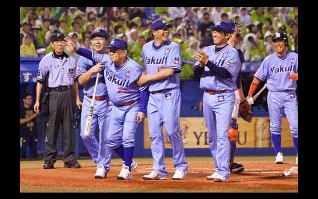3安打岩村がMVP　代打ノムさん　池山好守連発で優秀選手　ヤクルトOB戦の結果は？