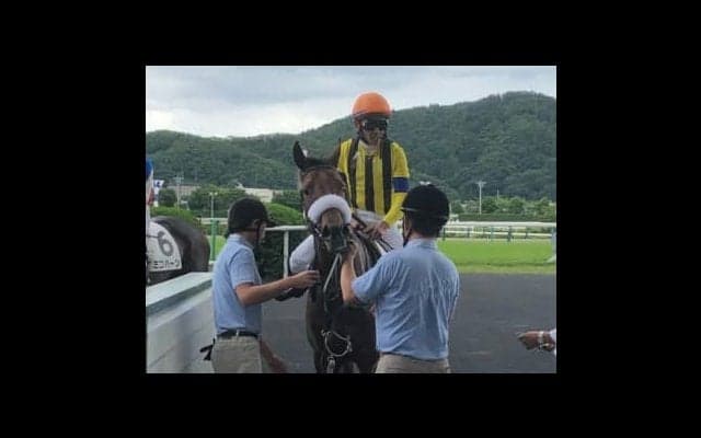 【土曜福島6R/新馬】戸崎「雰囲気のいい馬」ディープインパクト産駒のマジックキャッスルが制す