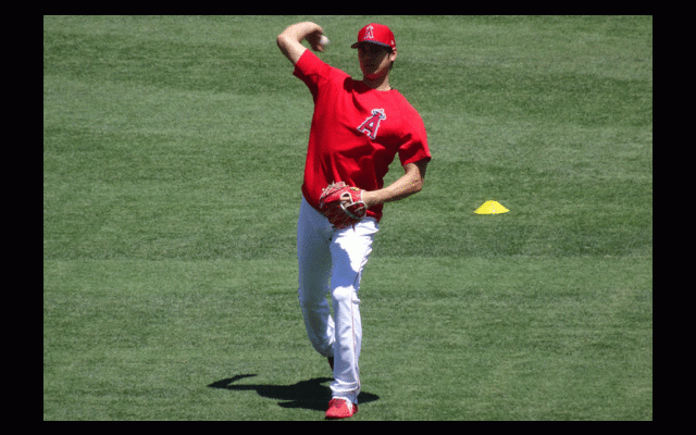 【MLB】大谷、スカッグス投手は「お兄ちゃんみたい」　前日の継投ノーノーに「何かあるのかな」