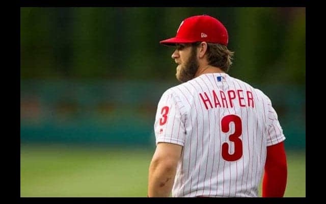 ハーパーの150キロ＆94M“ロングバズーカ砲”にMLB公式衝撃　「教訓を与えた」