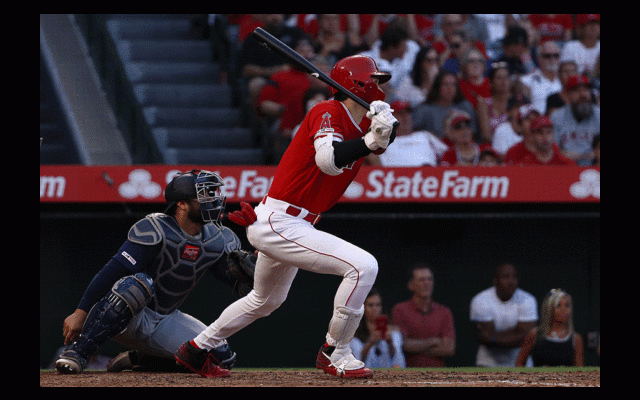 【MLB】大谷翔平、第4打席で快音　菊池雄星の前に2打席無安打も、元ハム同僚から一塁強襲安打