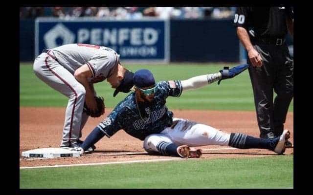 【MLB】パ軍新人王候補の“エビ反り”タッチ回避に米記者驚愕「僕なら故障者リスト入り」