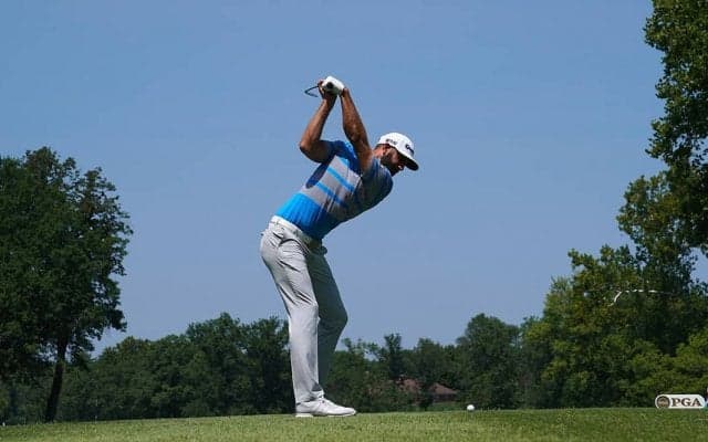 ダスティン・ジョンソンのスイングを真似るなら？「素早いバックスイング」を試してみよう