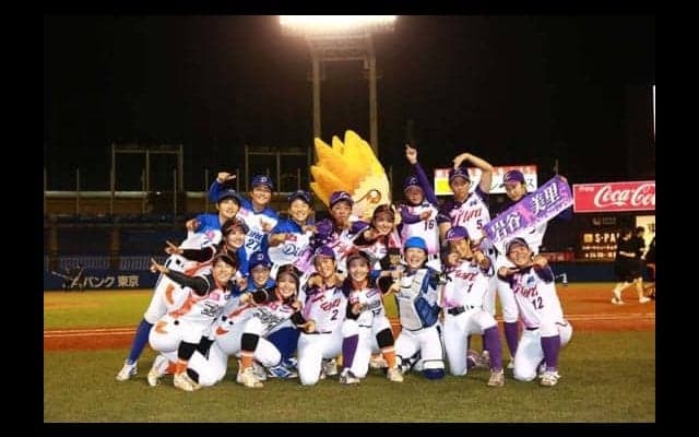 【女子プロ野球】女子プロ球宴、左翼フェンス直撃の特大二塁打のMVP岩谷　「これをきっかけに」