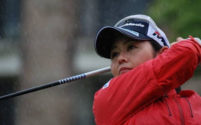 諸見里しのぶの「オーソドックでバランスの良いスイング」（解説：金谷多一郎）