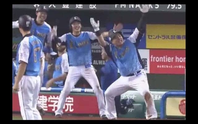 西武山川、両リーグ最速30号3ランで逆転！　待望の後半戦初アーチ「手応えは完璧」