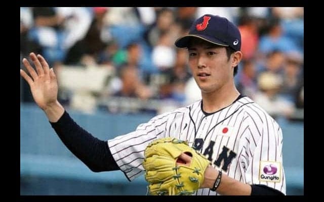 日米大学野球　侍ジャパンが3大会ぶり優勝　投打かみ合い　3勝2敗で米国下す