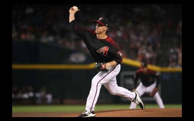【MLB】投手でも容赦なし！　6年222億円右腕の「スローーーカーブ」にファン興奮「超いいね」