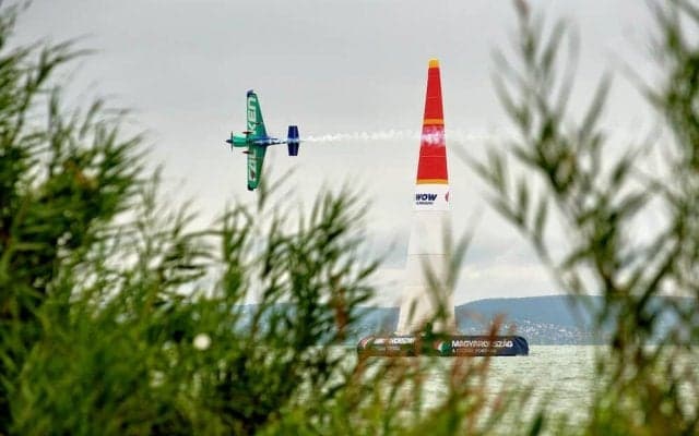 室屋義秀、年間王者に足踏み 「Red Bull Air Race World Championship 2019」 第3 戦バラトン湖大会