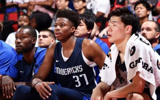 NBAにアデトクンボ・ブーム到来、レイカーズがヤニスの弟コスタスと2ウェイ契約