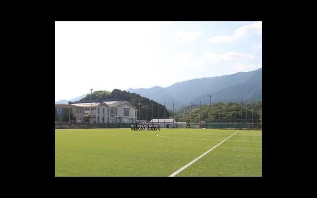 奈良にドリブル指導の仙人がいる。全国に臨む五條高サッカー部の可能性