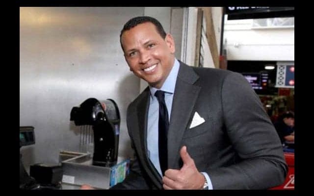 【MLB】婚約者J・ロペスが50歳誕生日　“Aロッド編集”の思い出VTRにファン「実に素敵」