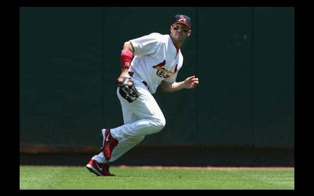 メジャーNO1外野手プレーは？　MLB公式で1位に輝いたのはWSの「ザ・キャッチ」