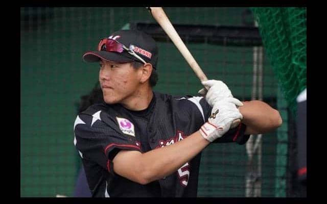 ロッテ安田、清宮＆村上を追い“本物”の大砲へ　「やっぱり僕も頑張らないと」
