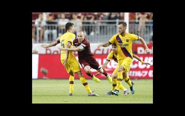 イニエスタが人生初のバルサ戦で示した人間性。「自分は幸運」