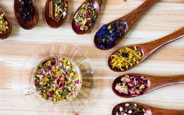 リラックス効果のあるお茶の種類とは