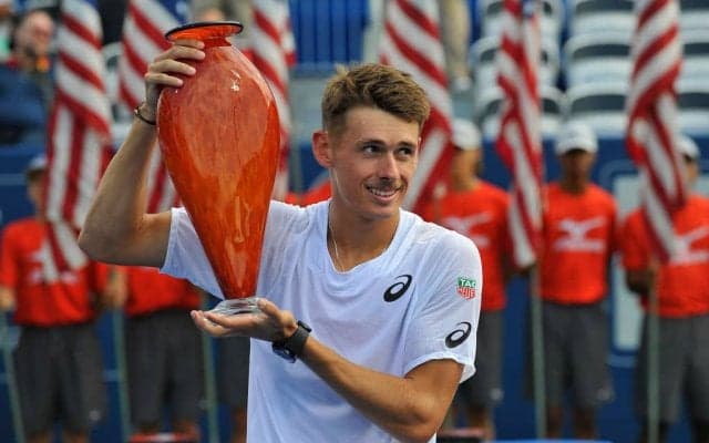 「口ひげをキープしなきゃ」とゲン担ぎへ。20歳デミノーのピンチ0での優勝は3人目の快挙