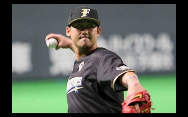 日ハム中田、好機で執念のヘッスラも…浅村の美技を称える「ナイスプレー」