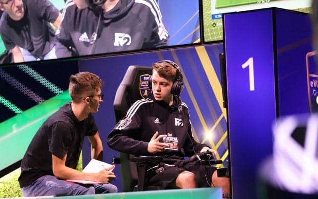 ＜FIFA eW杯2019＞Xbox最強テックスがまさかの予選敗退！前年王者MSドッサリ、PS4最強ニコラスは準決勝進出！