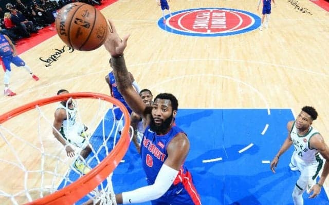 1日に必要なカロリーを摂取、ドラモンドが実践する『ビールダイエット』