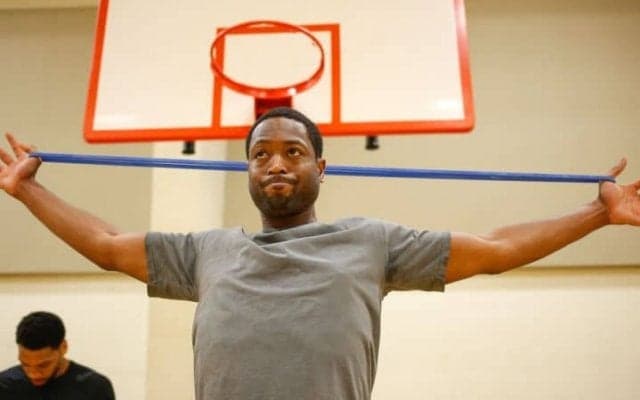 引退したドウェイン・ウエイド、親交ある若手を集めキャンプ「次世代へ繋げたい」