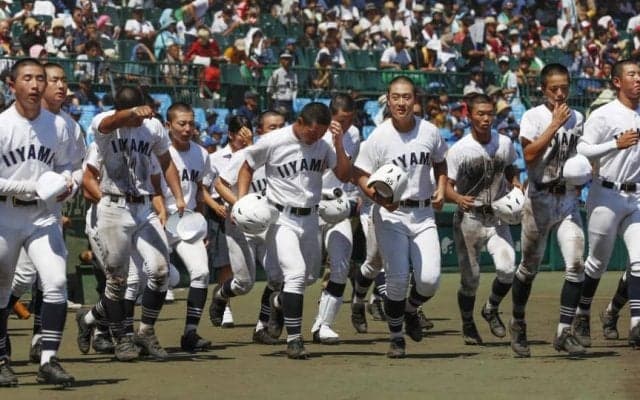 豪雪地の公立校・飯山 常連校に大敗も清々しく第一歩【第101回全国高校野球選手権大会第4日】