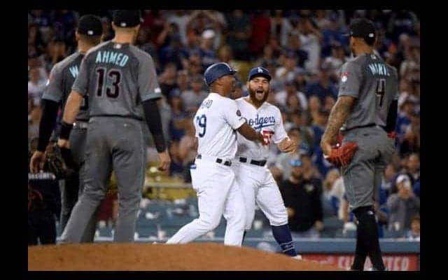 【MLB】ロバーツ監督が怒り心頭！「けしかけている人物がいた」　Dバックス戦後に乱闘騒動