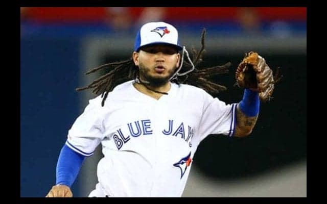 【MLB】どこまで走るの？　遊撃手“猛ダッシュ背走キャッチ”に米称賛「過小評価されている」