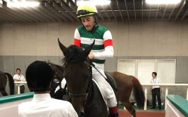 日曜新潟６Ｒ新馬はサンクテュエールが単勝１・５倍の圧倒的支持にこたえて快勝