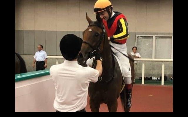 日曜新潟５Ｒ新馬は良血カトゥルスフェリスが１番人気にこたえる