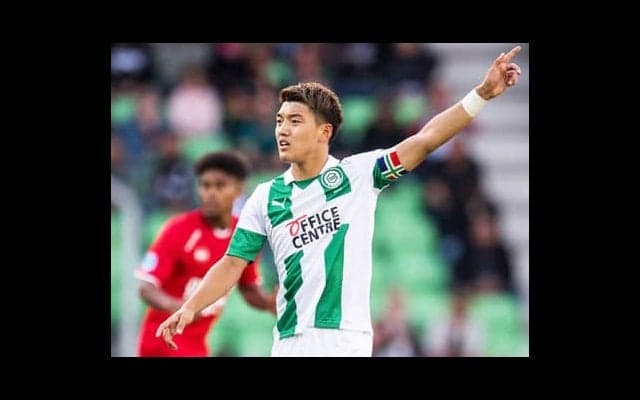 堂安律、18ｍ弾で存在感。後輩・中村敬斗「迫力がヤバかった」