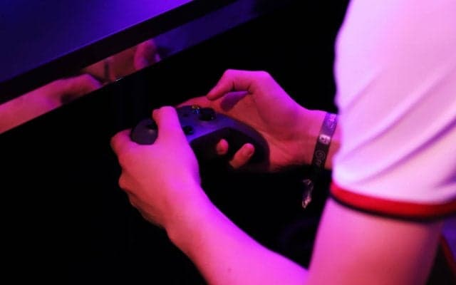 【eスポーツ選手向けセルフケア動画コラム#08】イライラを解消させるツボ「郄門（ゲキモン）」