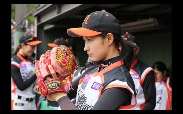 【女子プロ野球】「良い筋」「綺麗」-加藤優、再び“禁断”ノースリーブ姿を披露でファン「惚れた」